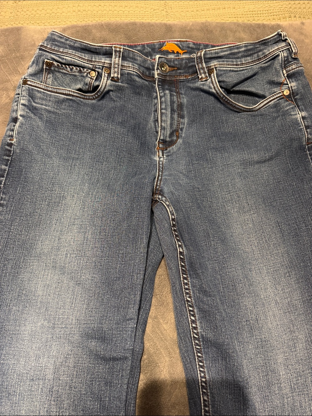 Tommy Bahama Women's Skinny Jeans in Faded Blue Denim